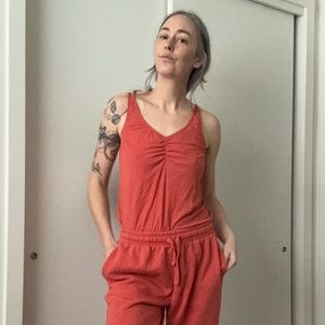 Richer Poorer chili flake night tank